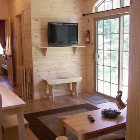 Lakeland Rv Campground Cottage 15 Edgerton Exterior photo