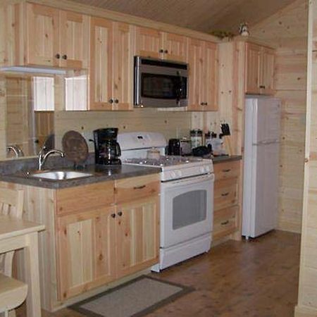 Lakeland Rv Campground Cottage 15 Edgerton Exterior photo